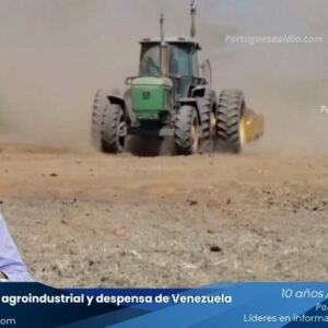 Tractor y maquinaria industrial operando en campo y planta de procesamiento agroindustrial en Portuguesa, Venezuela.