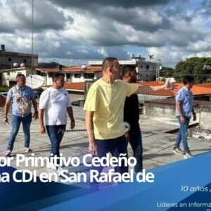 El gobernador Primitivo Cedeño junto a su equipo técnico evaluando la infraestructura del CDI Eduarda Yustiz en Portuguesa.