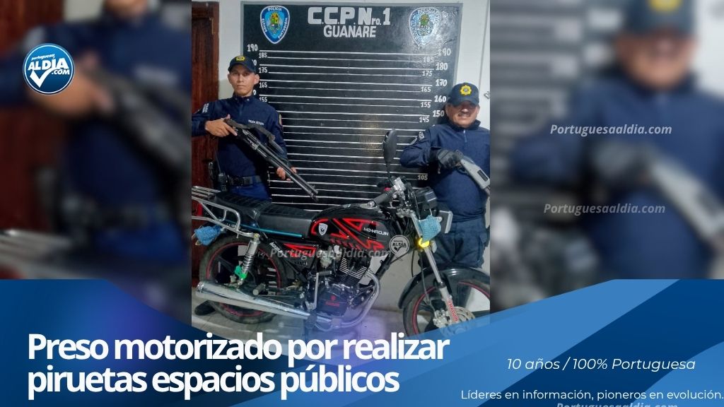 Yender Enrique Carreño González detenido junto a su motocicleta por comisiones policiales en Portuguesa.