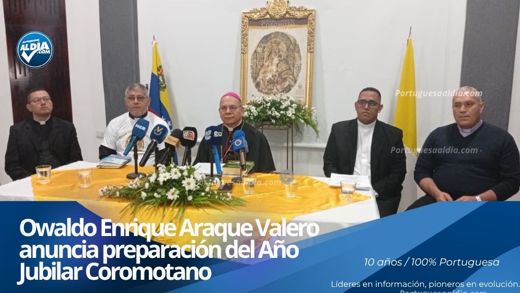 Monseñor Owaldo Enrique Araque Valero junto a la comisión diocesana durante el anuncio del jubileo mariano en Portuguesa.