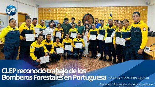 Legisladores del estado Portuguesa entregan reconocimientos a funcionarios de Bomberos Forestales.