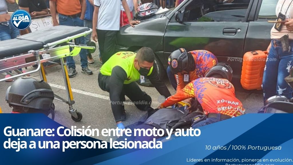 Paramédicos de VEN-911 y Protección Civil atendiendo a motorizado tras accidente de tránsito en avenida de Guanare.