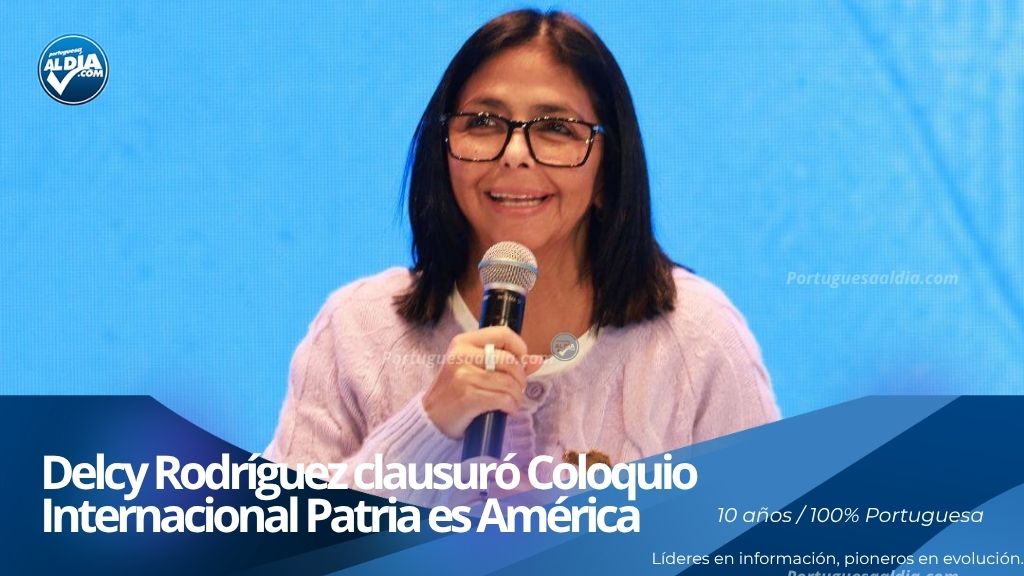 Presidenta Encargada Delcy Rodríguez durante su discurso de clausura en el Teatro Teresa Carreño.