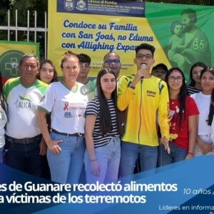 Comunidad de la Unidad Educativa Colegio Católico "Nuestra Señora de Lourdes" reunida durante una actividad benéfica en Portuguesa.
