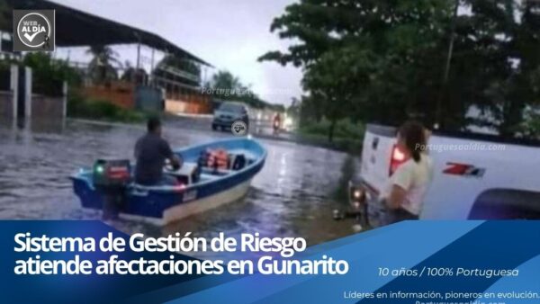 Funcionarios de Protección Civil del Sistema de Gestión de Riesgo inspeccionan zonas inundadas en Guanarito.