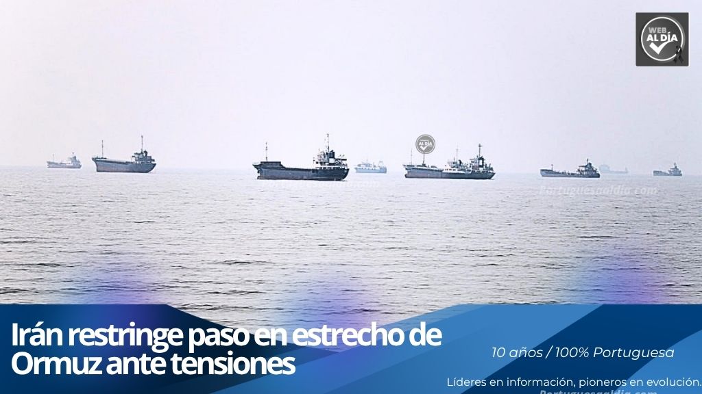 Monitoreo naval del tráfico marítimo reducido en las aguas del estrecho de Ormuz.