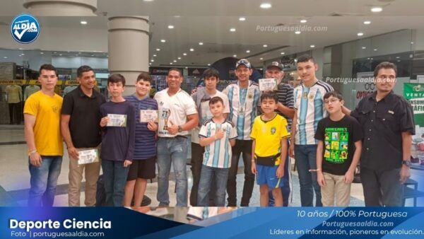 Desarrollo del Torneo Mundialito IRT de Ajedrez Rápido 2026 en el Centro Comercial Llano Mall de Acarigua.