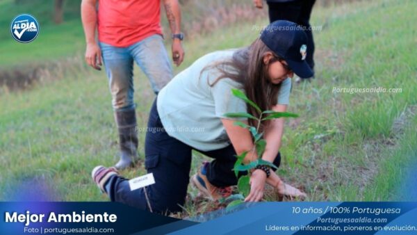 ¡Manos a la tierra por un planeta verde!