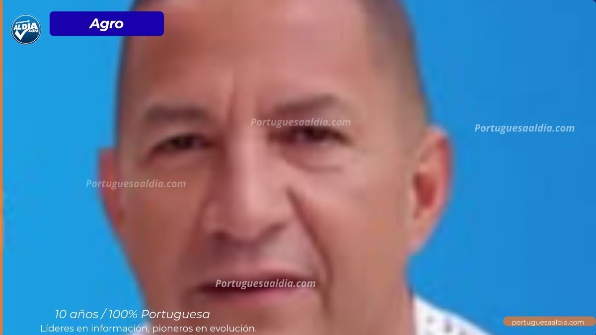 El nuevo presidente de ASOPROCAVE, Álvaro López, junto a la directiva nacional durante la rueda de prensa en Carúpano presentando el Boletín Oficial.